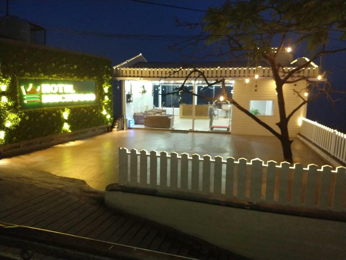 Hotel Beechwood מוסורי מראה חיצוני תמונה